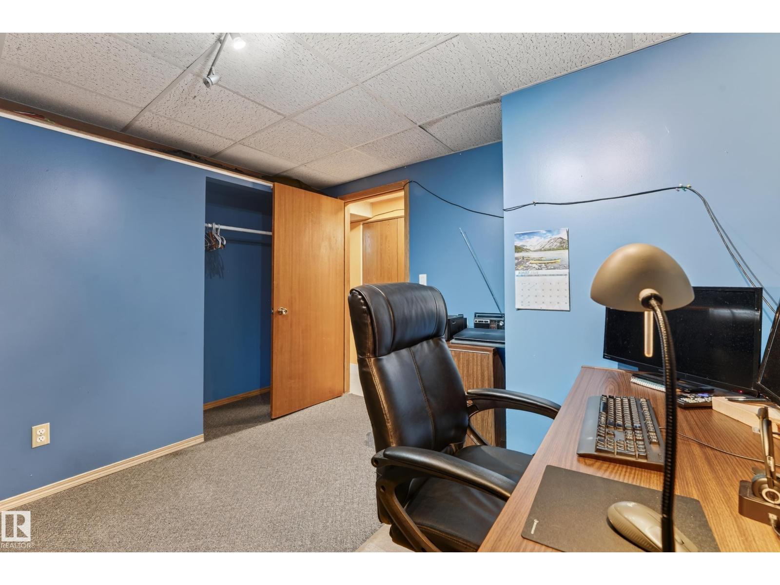 7503 135A AV NW - 24
