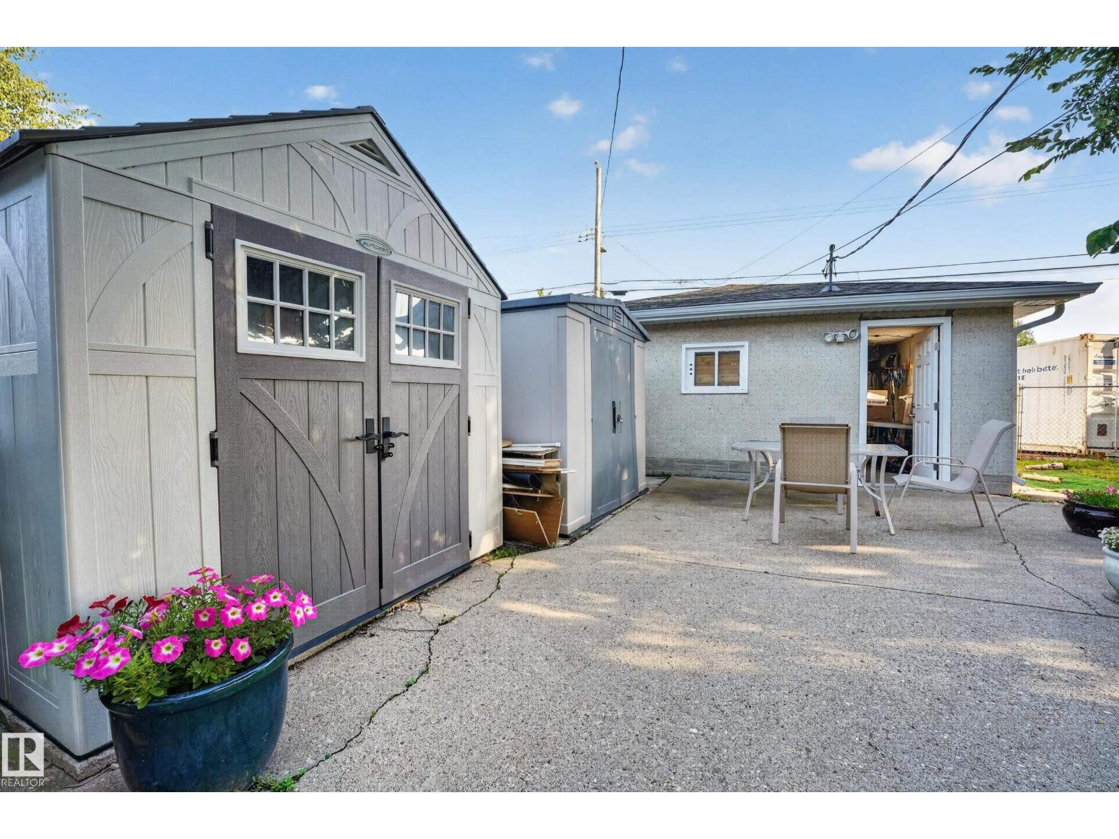7503 135A AV NW - 39