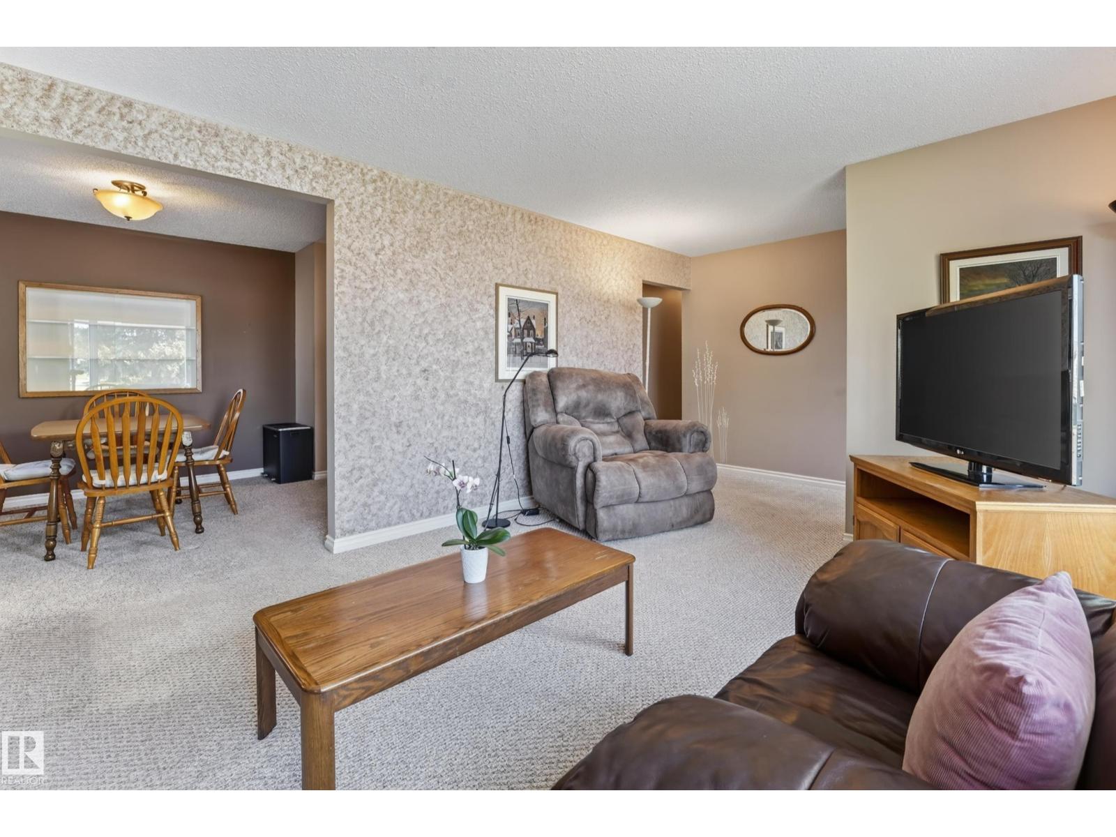 7503 135A AV NW NW, Delwood, Edmonton photo 4