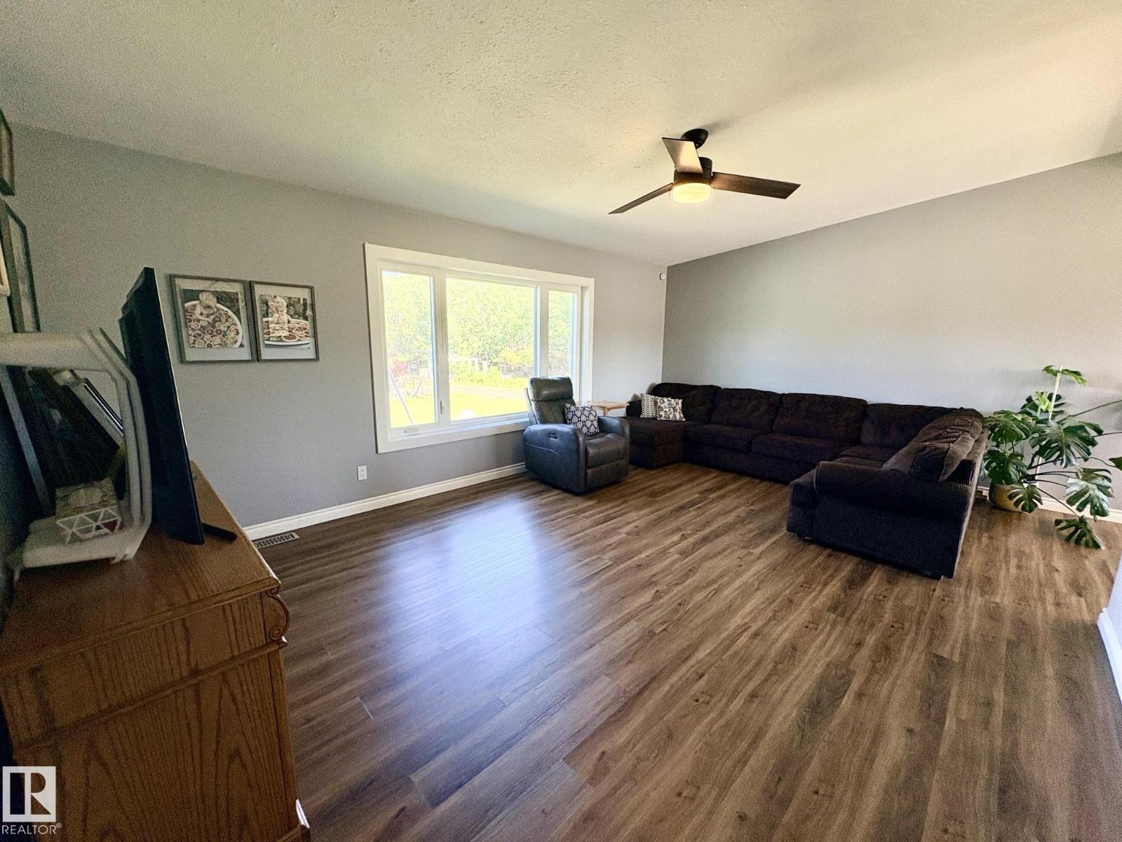 45512 Township Road 604 - 20
