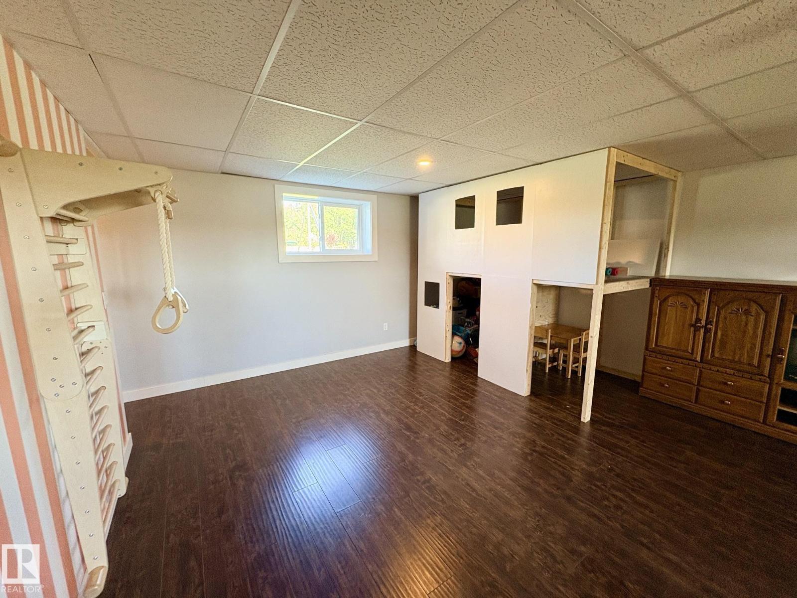 45512 Township Road 604 - 26