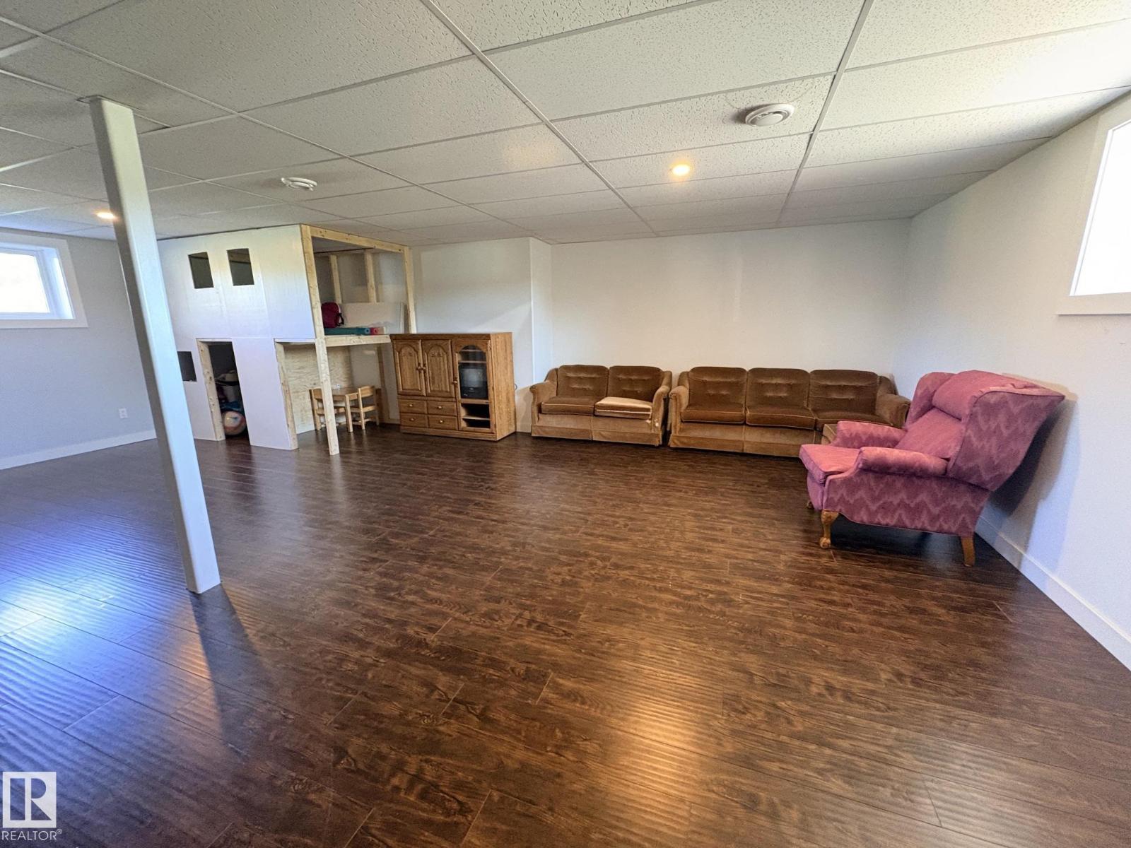 45512 Township Road 604 - 27