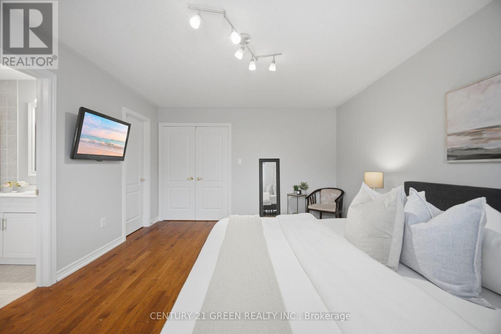 399 SAVOLINE BOULEVARD - 31