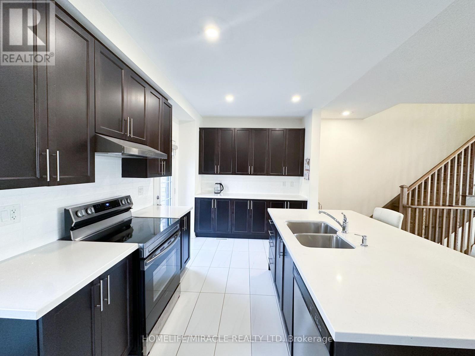 58 FRUITVALE CIRCLE - 10