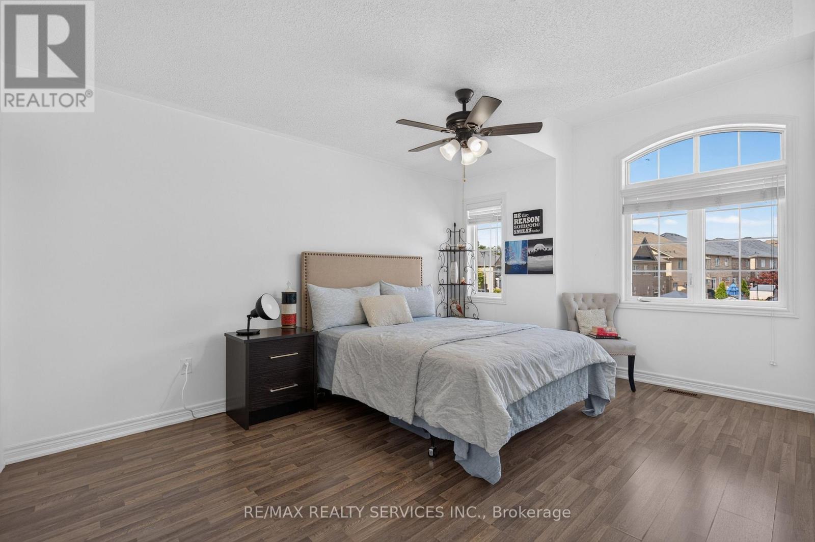 15 BONNIE BRAES DRIVE - Image 30