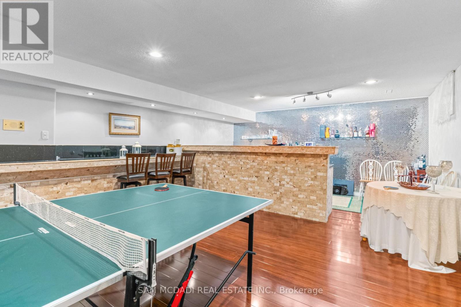 2145 ONEIDA CRESCENT - Image 30