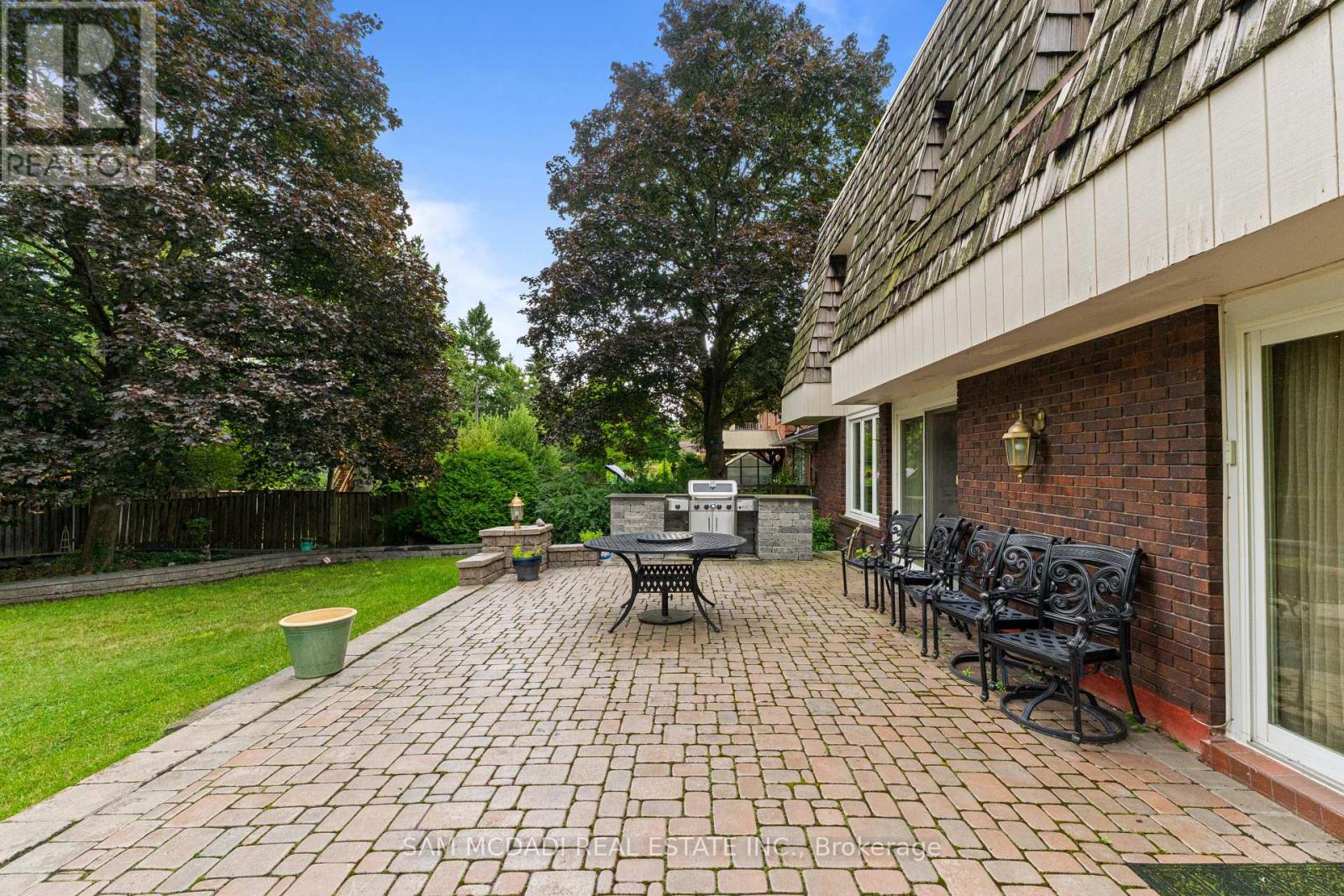 2145 ONEIDA CRESCENT - Image 37