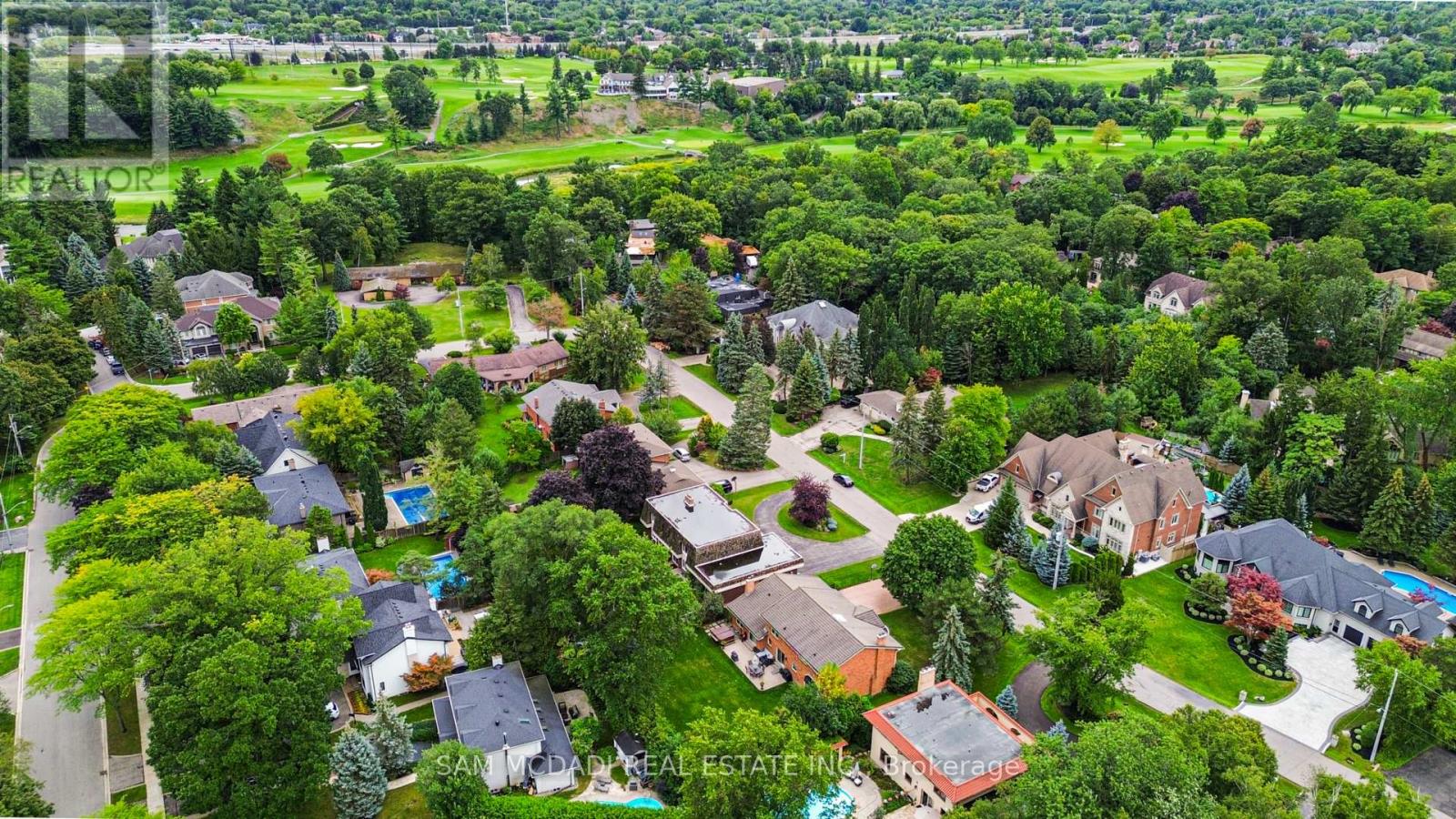 2145 ONEIDA CRESCENT - Image 40