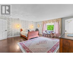 2145 Oneida Crescent, Mississauga, ON L5C1V7 Photo 17