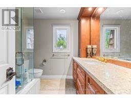 2145 Oneida Crescent, Mississauga, ON L5C1V7 Photo 27