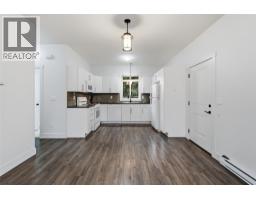 560 Christleton Avenue, Kelowna, BC V1Y5J2 Photo 42