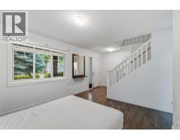 Laundry room - 560 Christleton Avenue, Kelowna, BC V1Y5J2 Photo 15