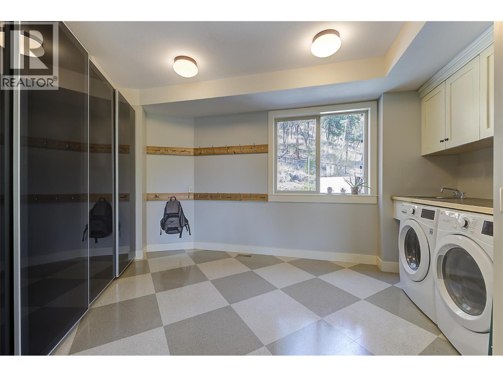 182 Terrace Hill Court - 41