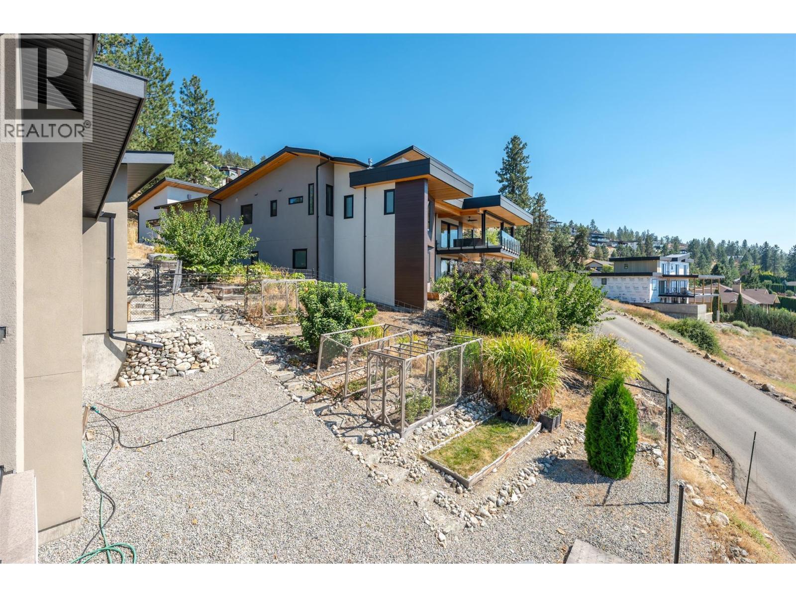 2498 Winifred Road, Naramata