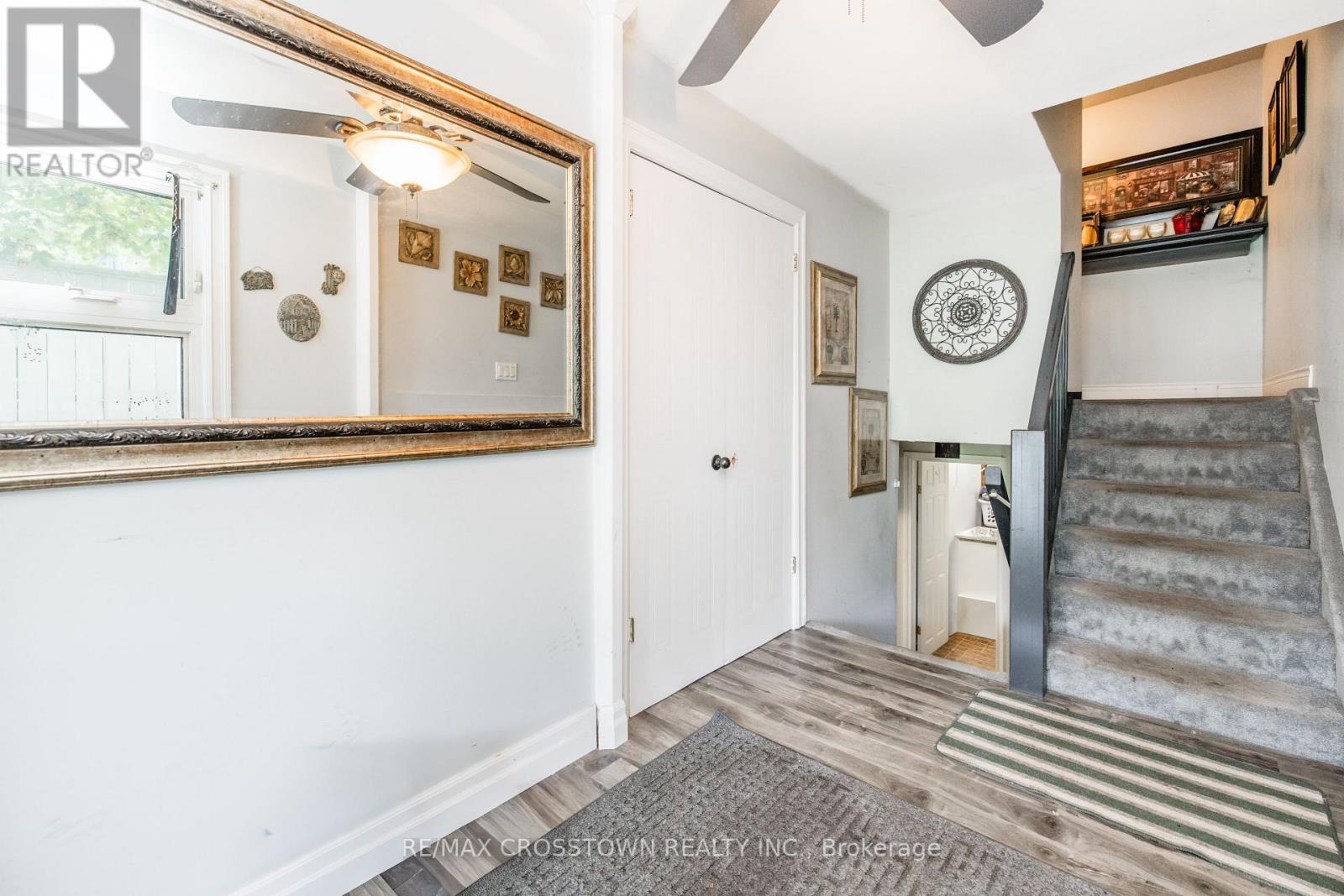 6 ASHDALE COURT - 11