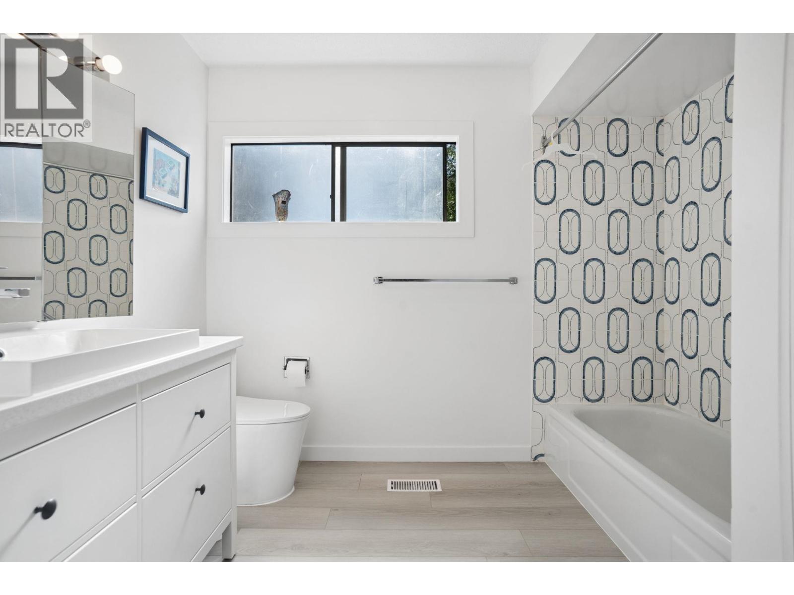 4 Bed, 2 Bath House for Sale in Vancouver – 4271 STAULO CRESCENT, Vancouver – MLS# R3159283 - Image 17