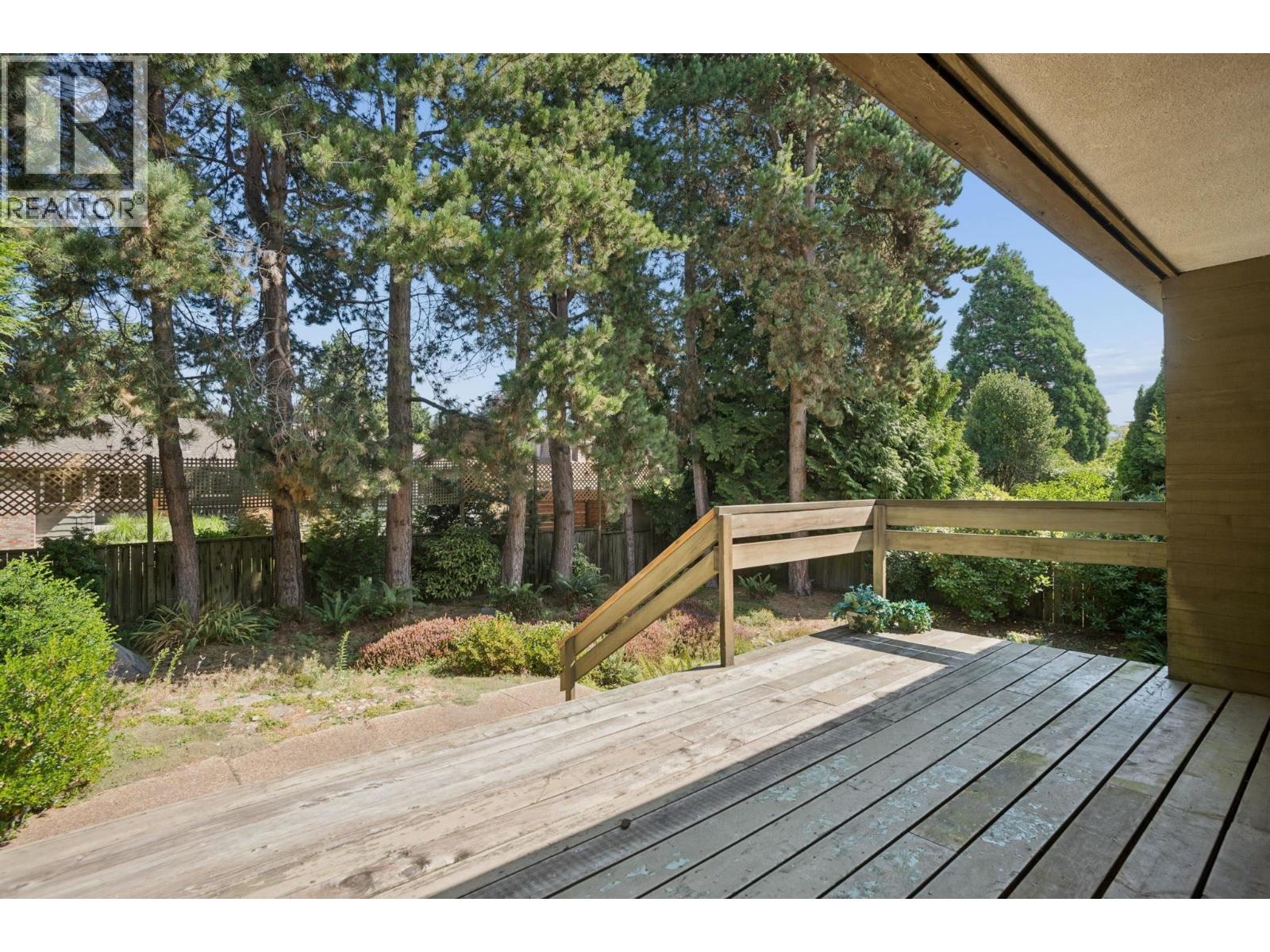 4 Bed, 2 Bath House for Sale in Vancouver – 4271 STAULO CRESCENT, Vancouver – MLS# R3159283 - Image 25