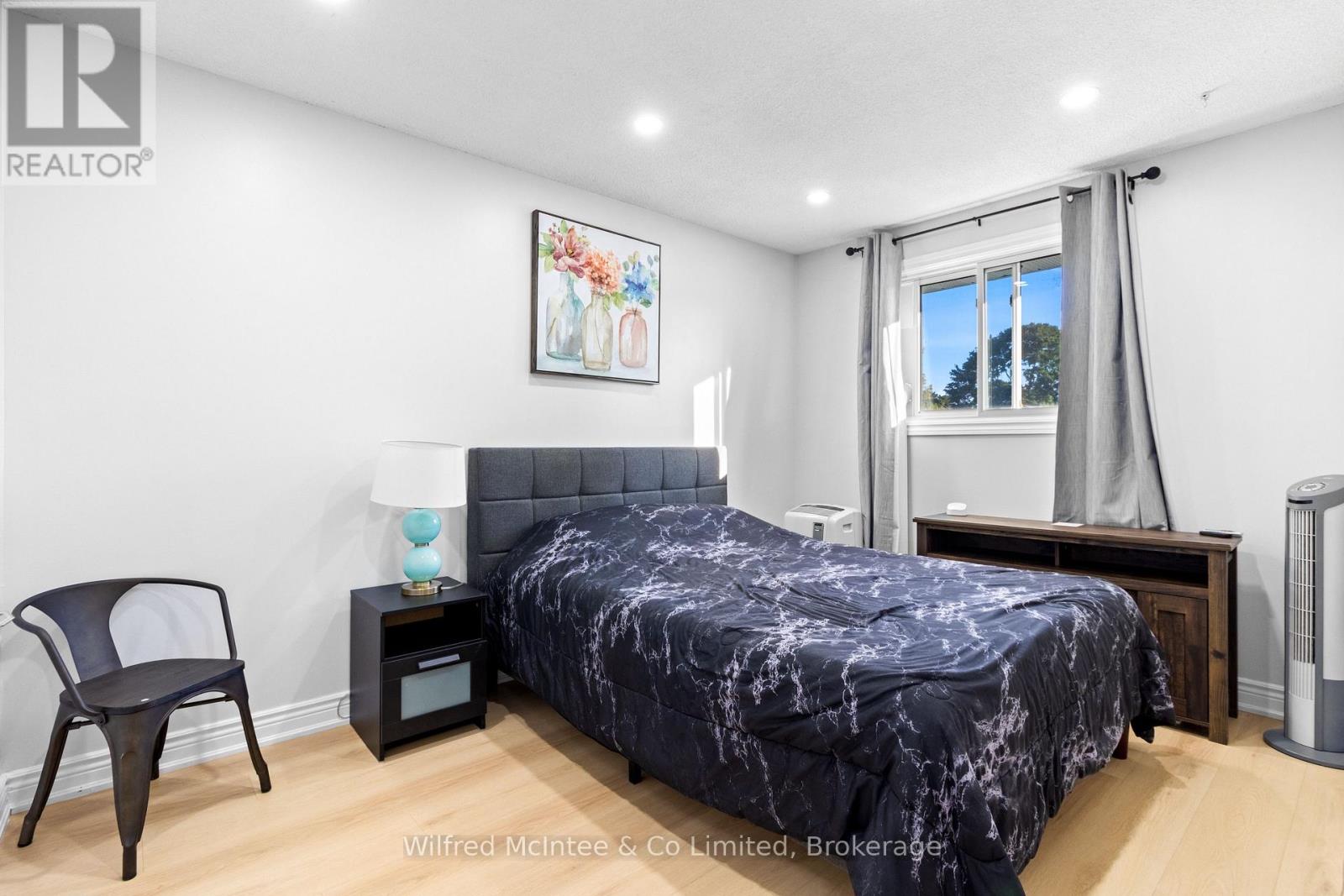 517 WALES DRIVE - Image 37