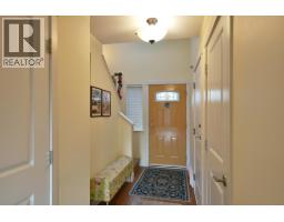 303 5711 Ebbtide Street, Sechelt, BC V7Z0J5 Photo 9