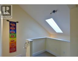 303 5711 Ebbtide Street, Sechelt, BC V7Z0J5 Photo 11