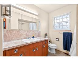 2175 Waverley Avenue, Vancouver, BC V5P1R4 Photo 21