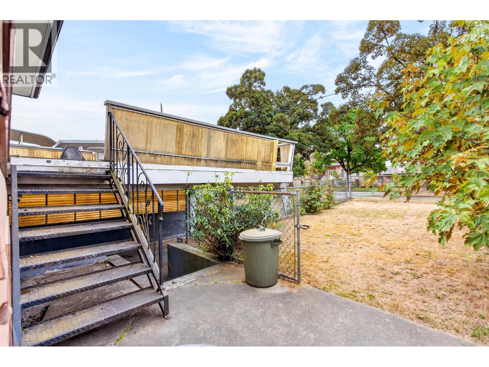 3 Bed, 1 Bath House for Sale in Vancouver – 2175 WAVERLEY AVENUE, Vancouver – MLS# R3159133 - Image 26