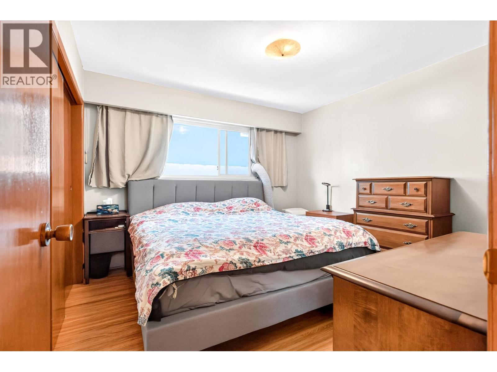 3 Bed, 1 Bath House for Sale in Vancouver – 2175 WAVERLEY AVENUE, Vancouver – MLS# R3159133 - Image 18