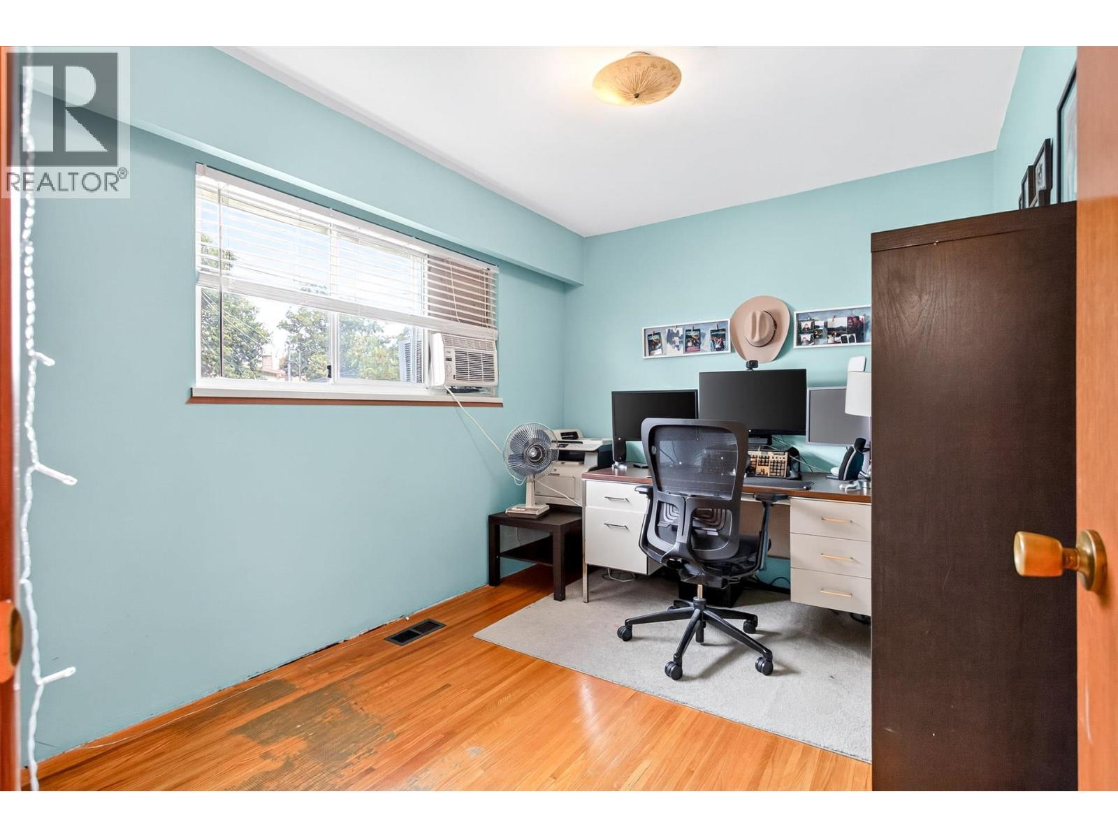 3 Bed, 1 Bath House for Sale in Vancouver – 2175 WAVERLEY AVENUE, Vancouver – MLS# R3159133 - Image 19
