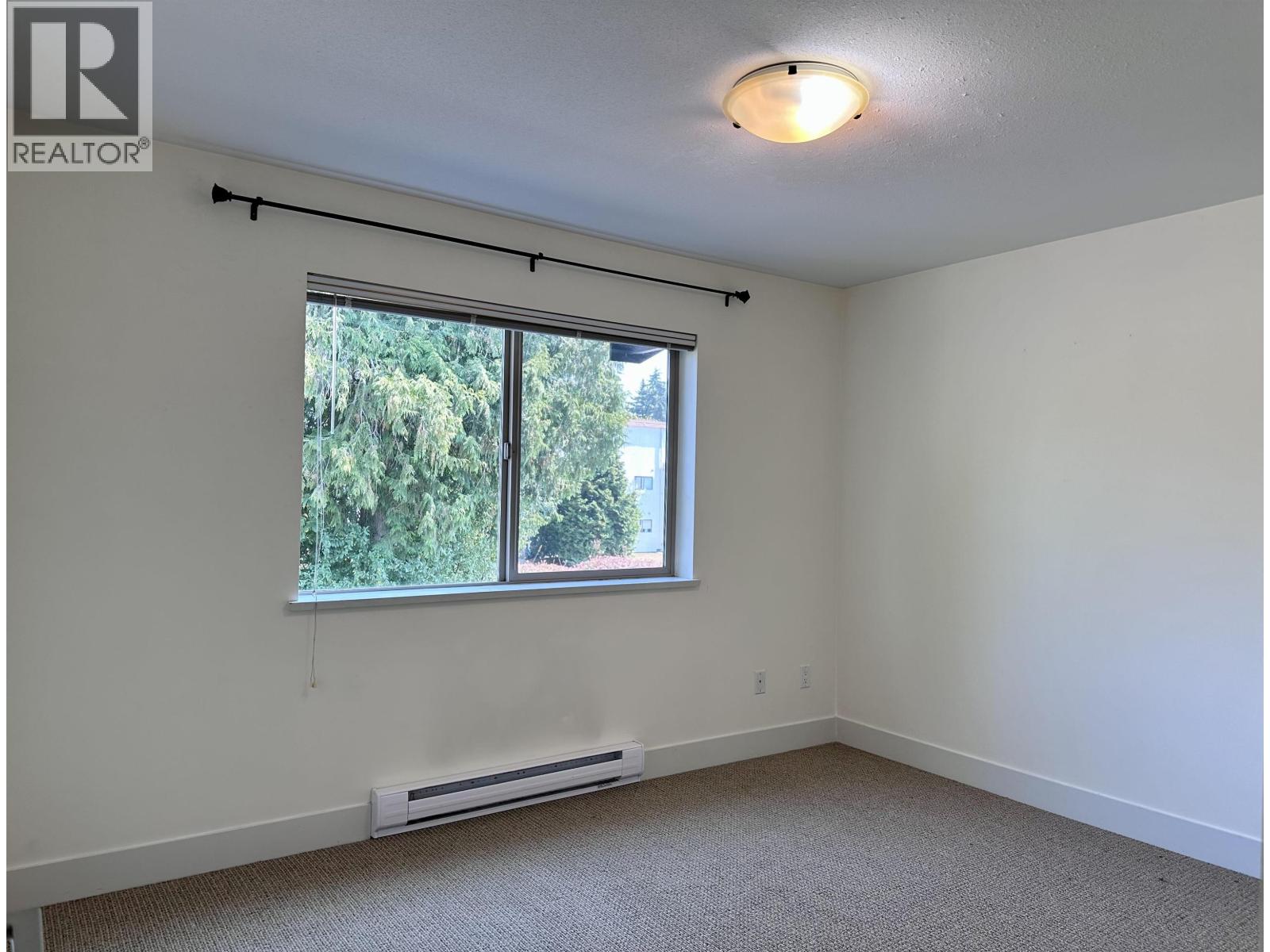 303 5711 EBBTIDE STREET, Sechelt