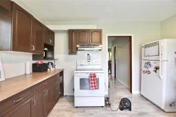 19155 Camp Morton Road, Gimli Rm, MB R0C0M0 Photo 8