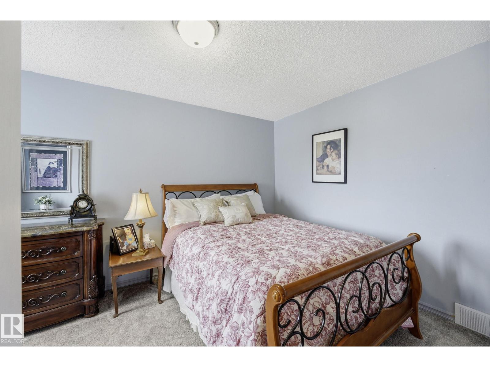 3231 28A AV NW - 18