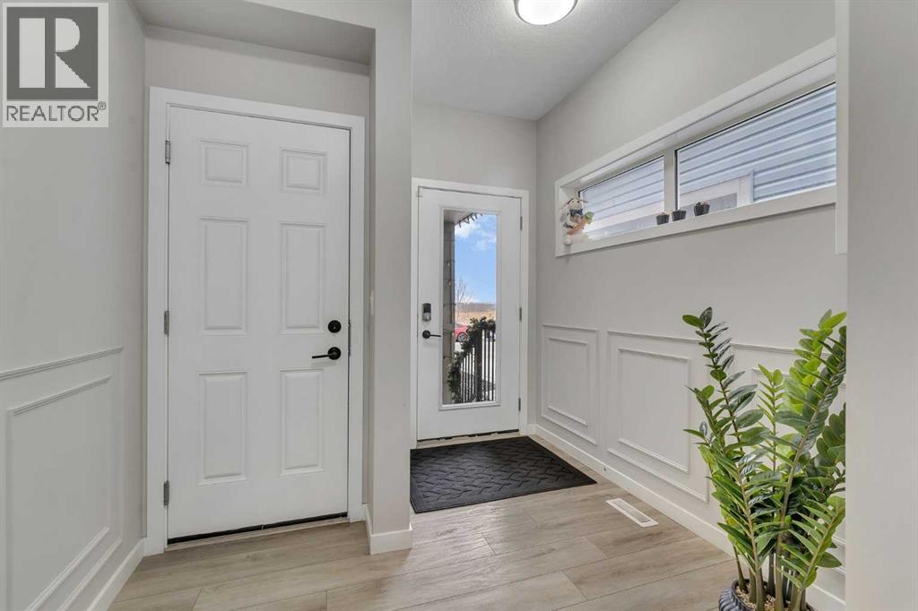 341 Walcrest View SE, Walden, Calgary photo 4