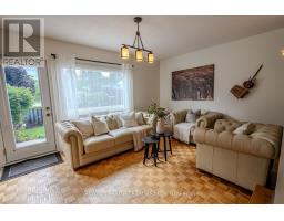 Bathroom - B - 2 Larkshire Lane, Ottawa, ON K2J1Y6 Photo 10