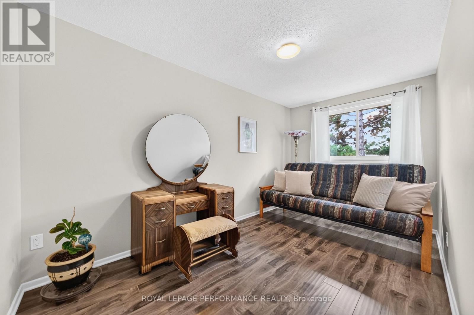 (175) - 3903E Old Richmond Road