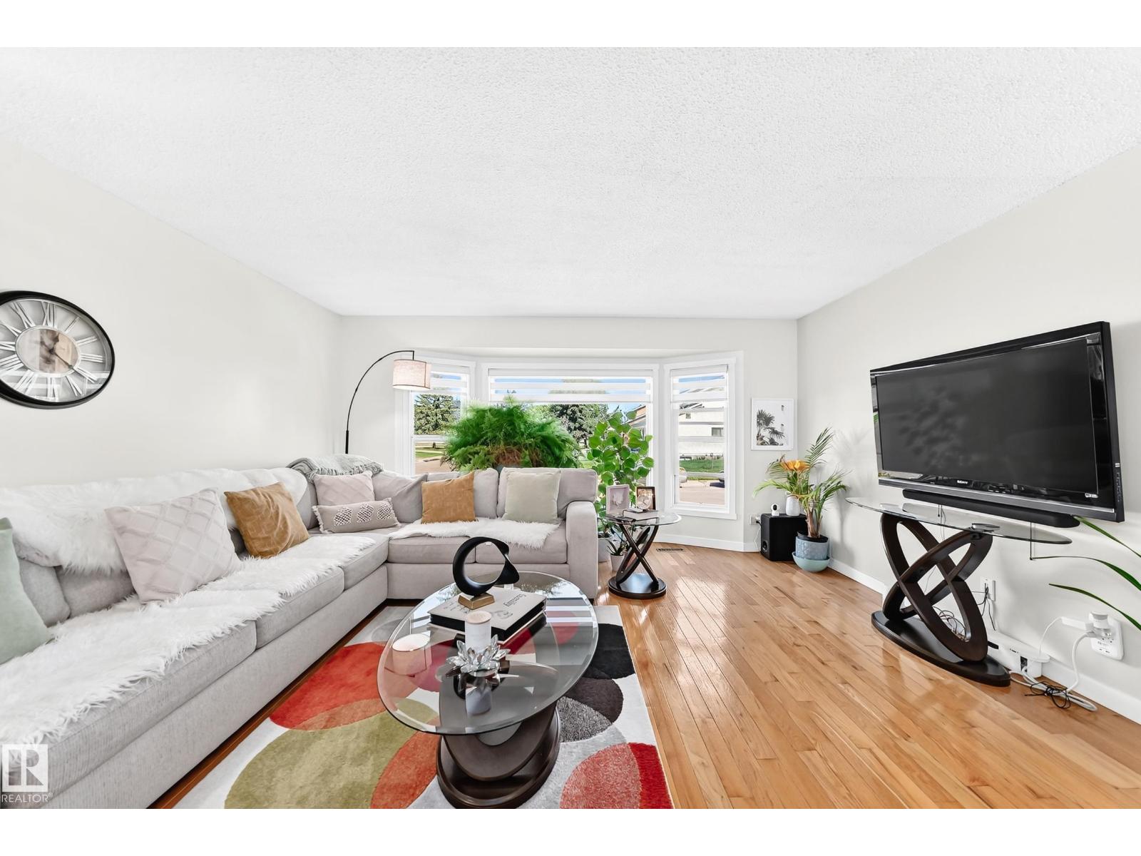 11945 138 AV NW - 7