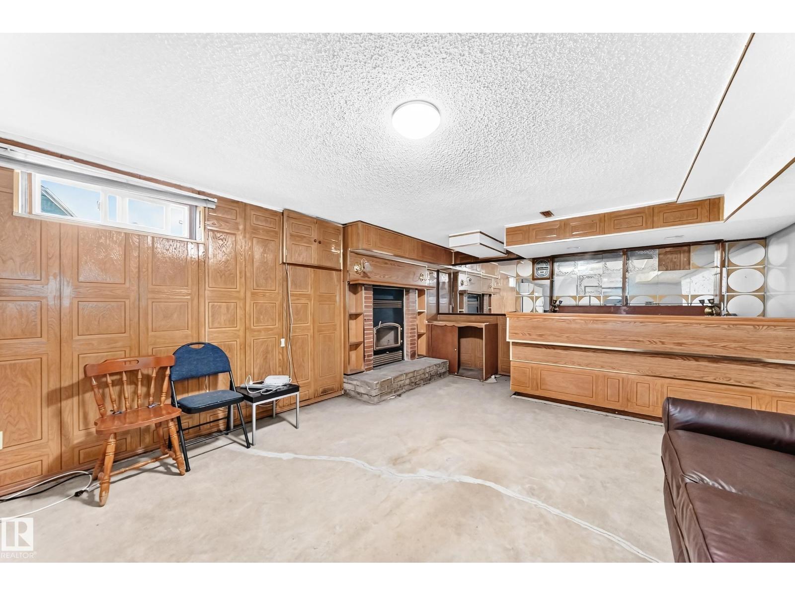 11945 138 AV NW - Image 29