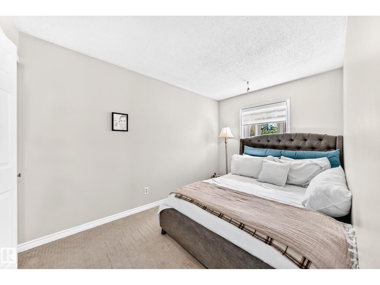11945 138 AV NW - 22