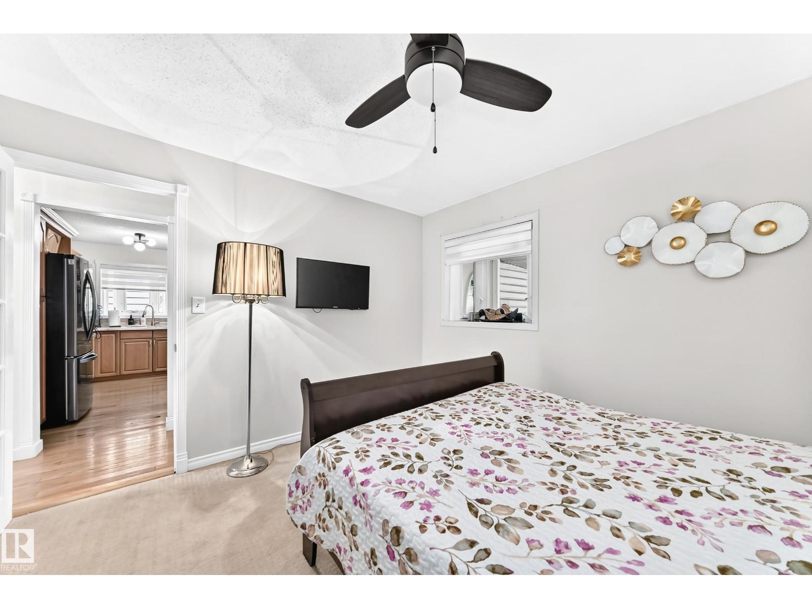 11945 138 AV NW - 21