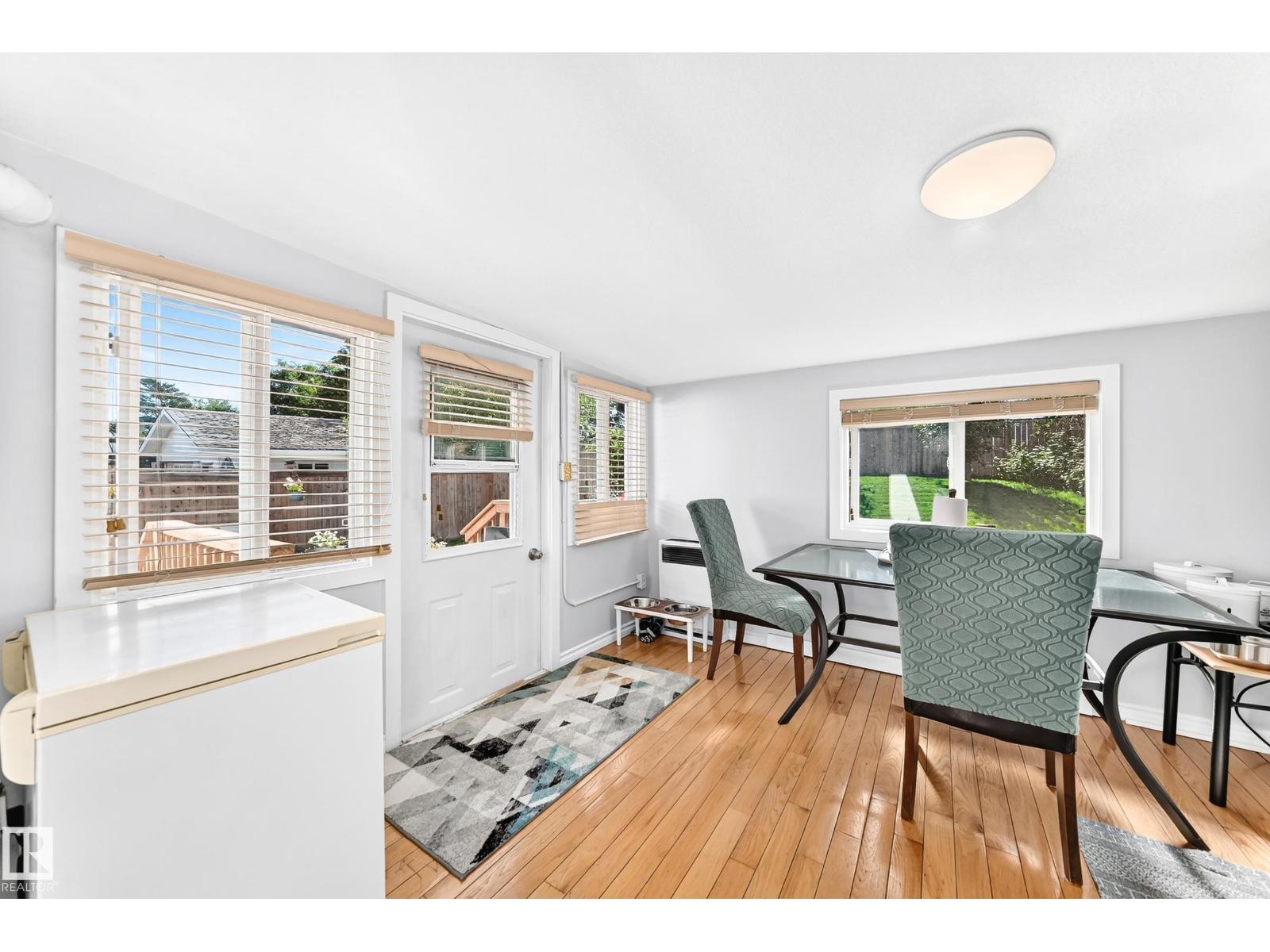 11945 138 AV NW - 34