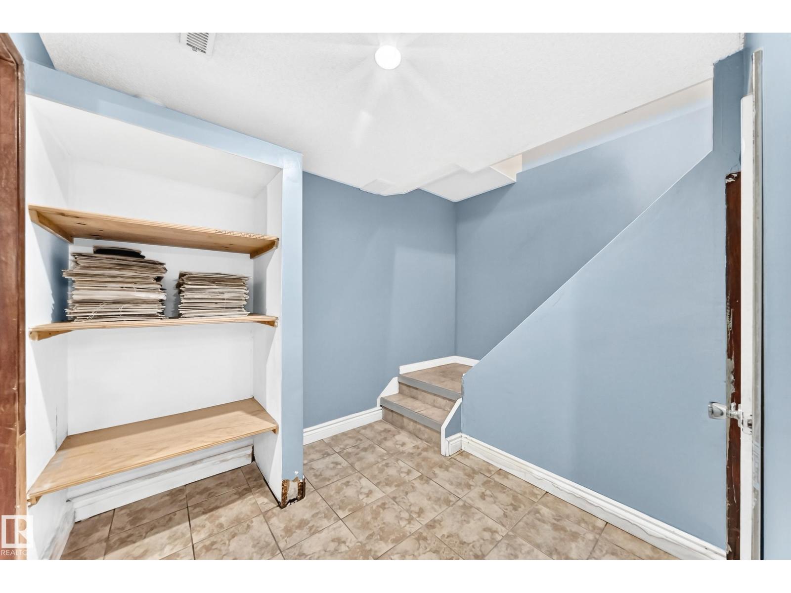 11945 138 AV NW - 42