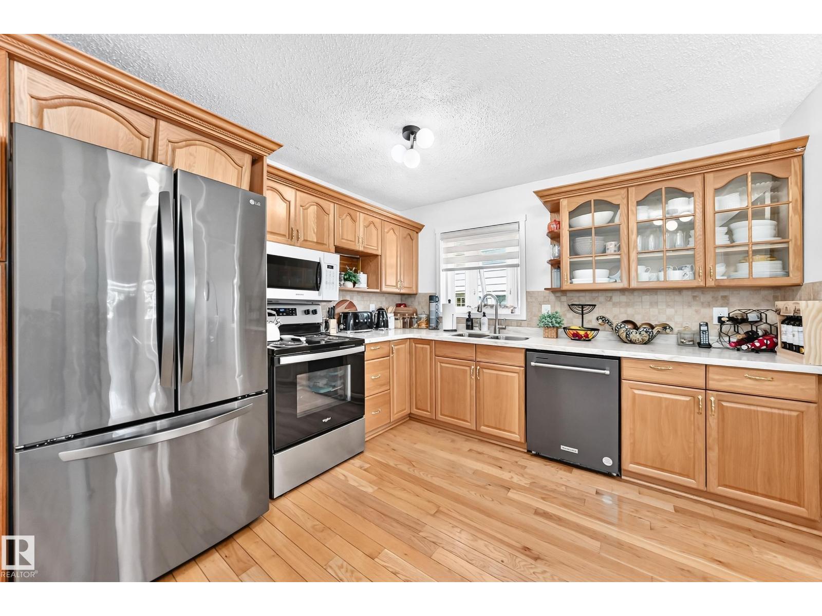 11945 138 AV NW - 11