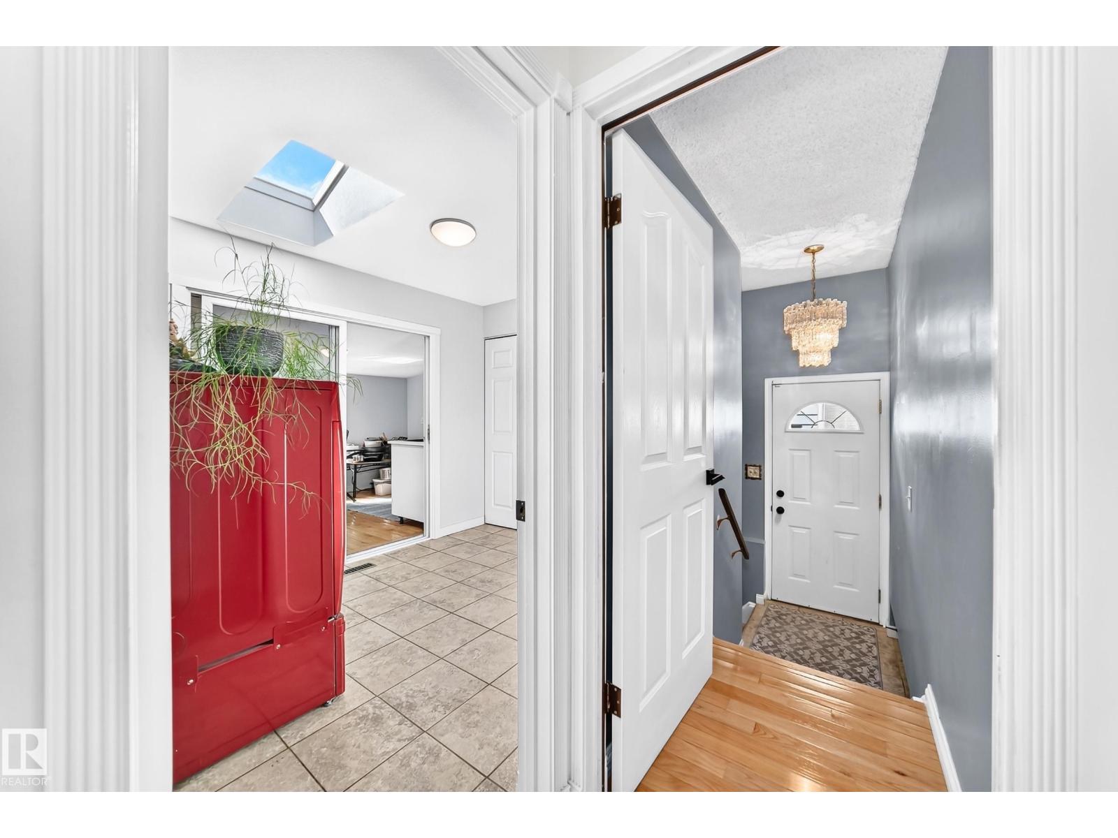 11945 138 AV NW - 28