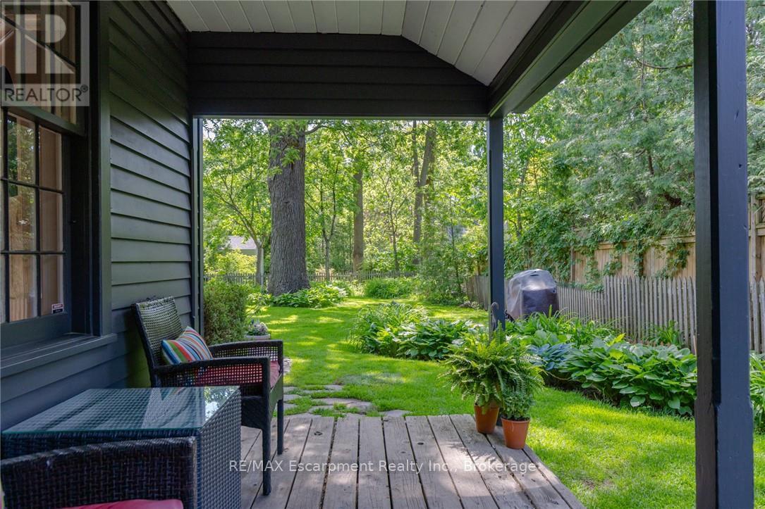 332 PALMER AVENUE - 36