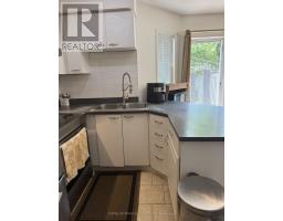 110 Richwood Crescent, Brampton, ON L6X4K7 Photo 9