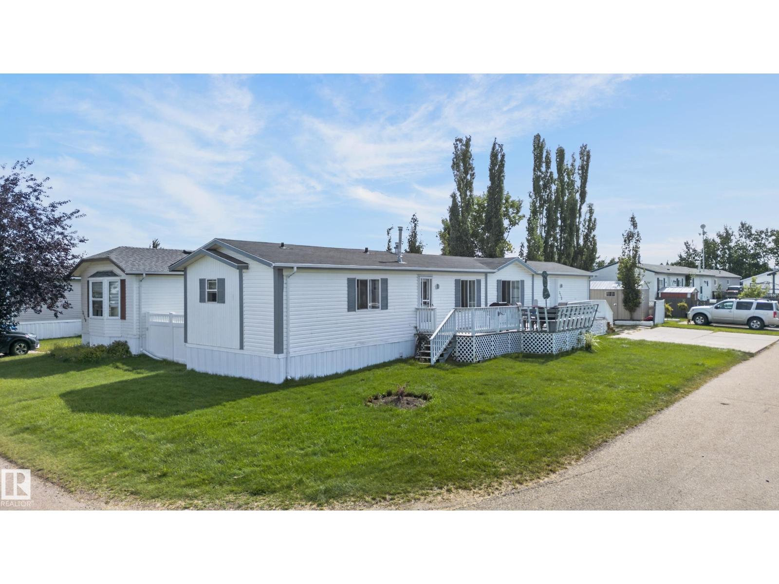 3136 Lakewood CR NW, Westview Village, Edmonton photo 2