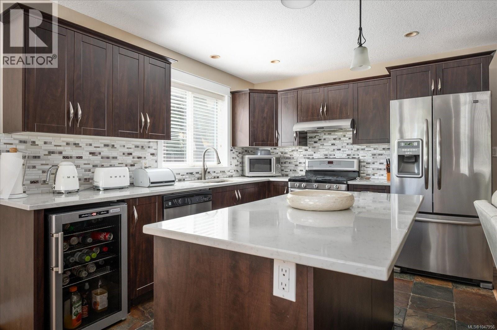 4734 Vista View Cres - 13