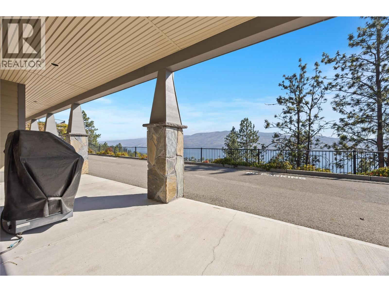 #105 4350 Ponderosa Drive - 27