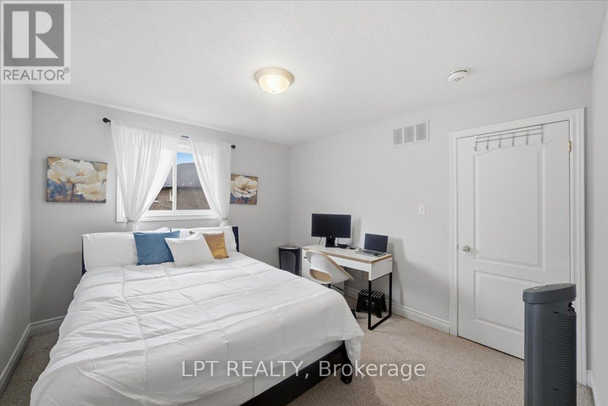 48 NASHVILLE CIRCLE - Image 27