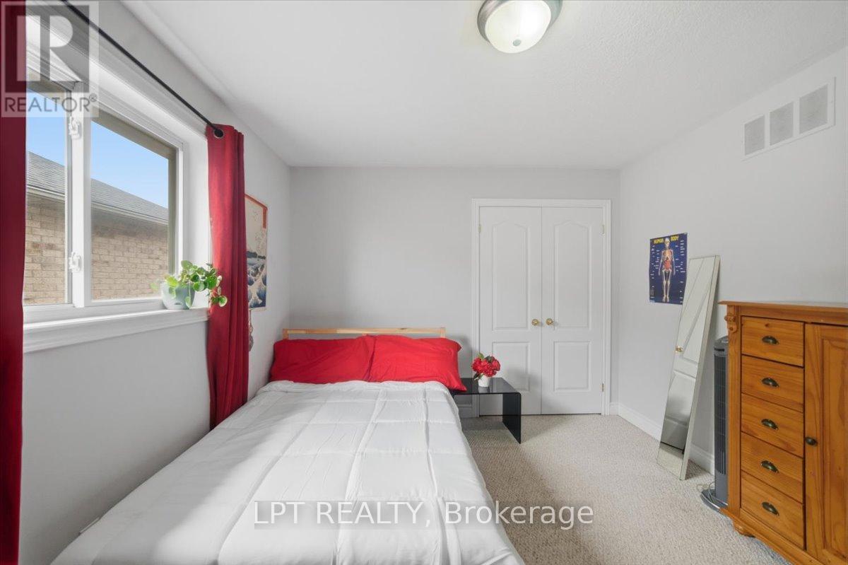 48 NASHVILLE CIRCLE - Image 31