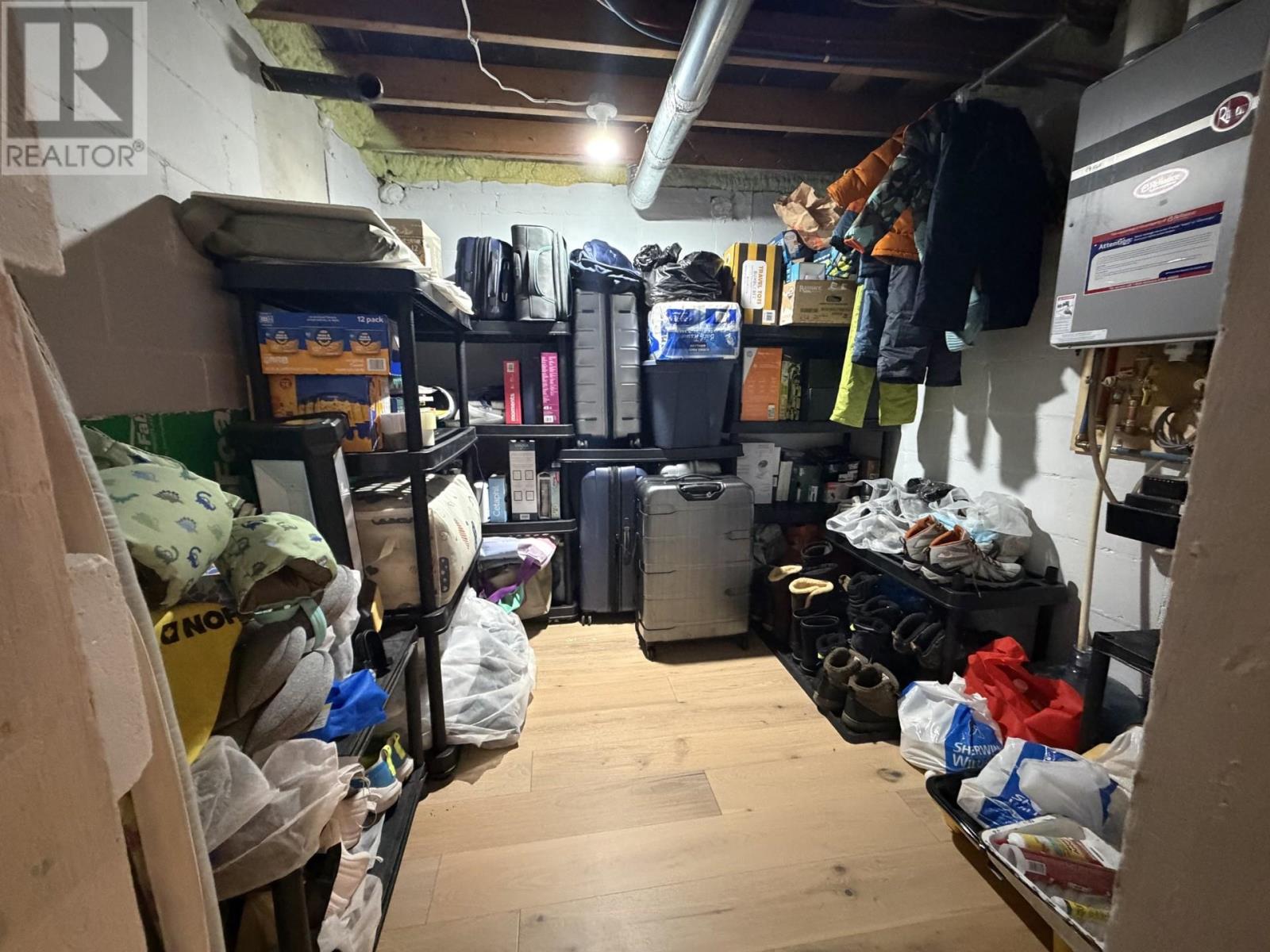 1901 Bailey AVE - 20